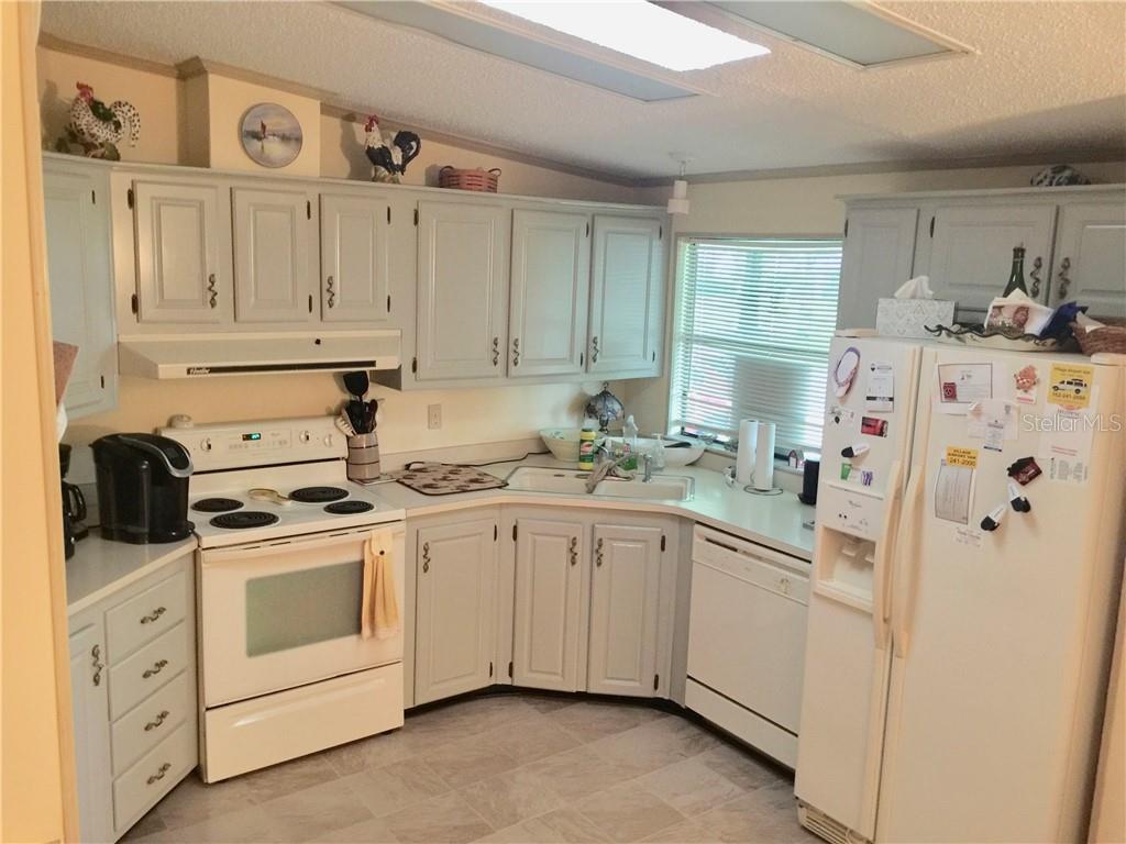 UPDATED COLORS IN KITCHEN