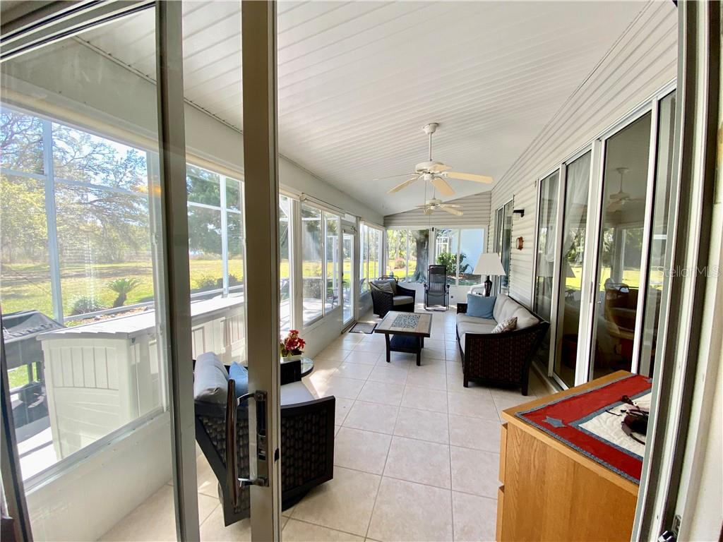 LARGE FLORIDA ROOM