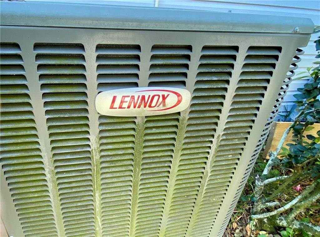 LENNOX AIR CONDITIONING
