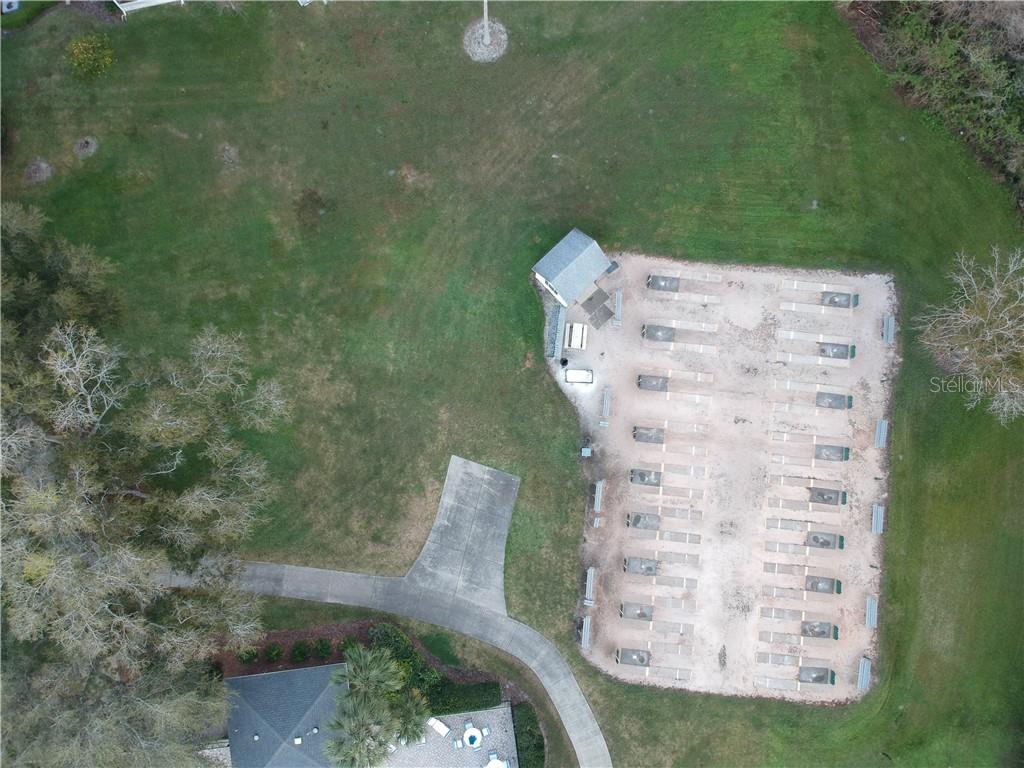 MANOR HORSESHOE COURTS