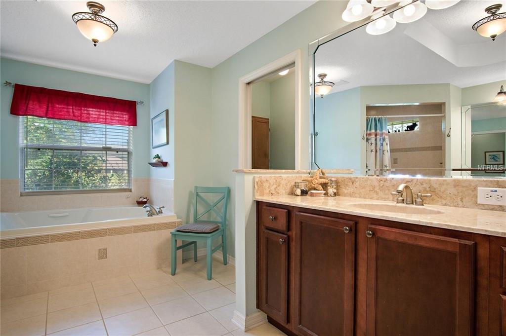 LARGE MASTER BATH