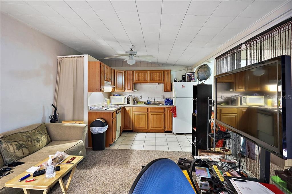 In Law Suite #1, Living room / Kitchenette