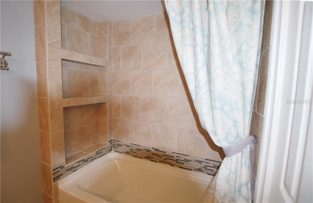 Loving the built-in nooks?