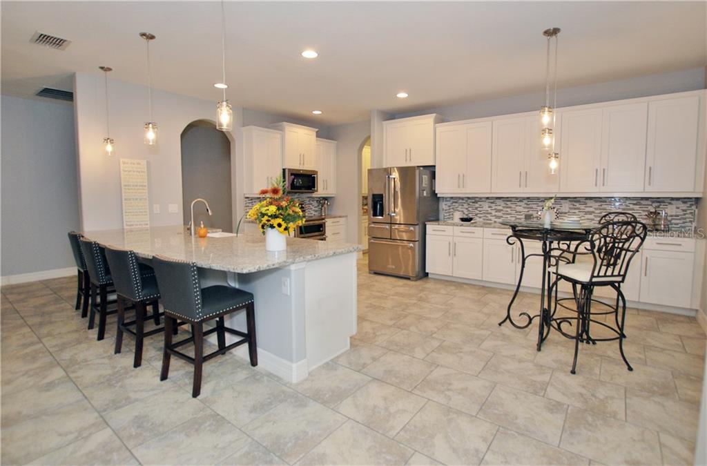 Anyone's dream kitchen!