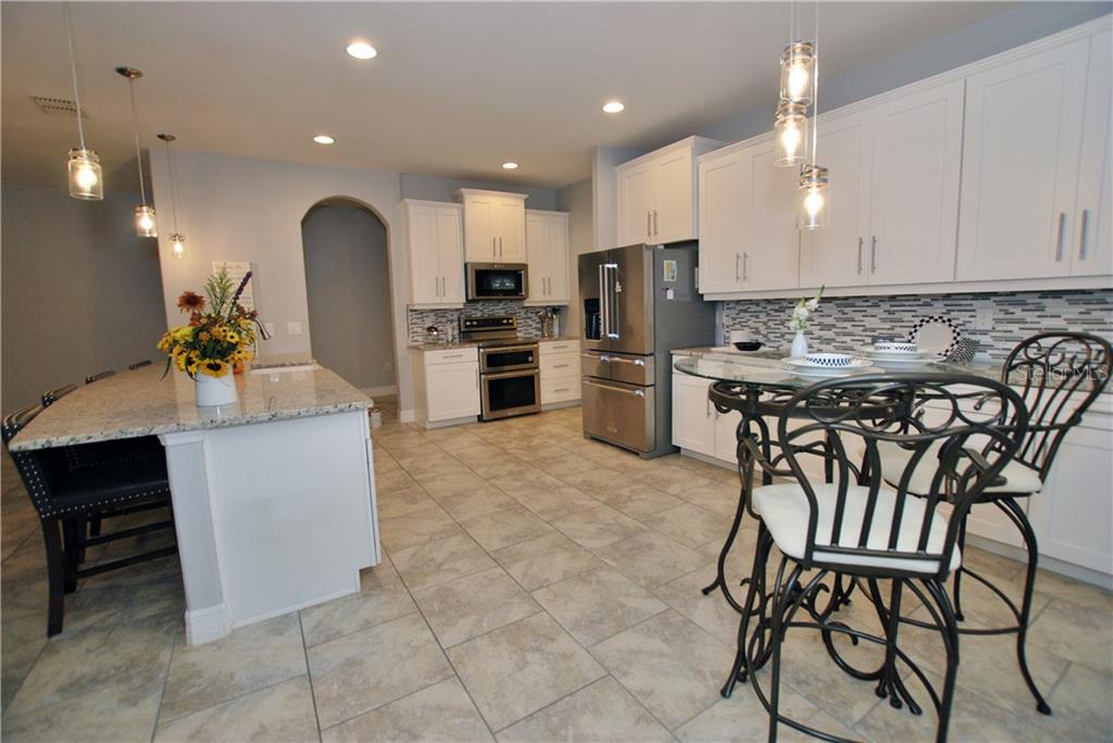 More than one chef in the family? You won't be bumping into each other in this kitchen.