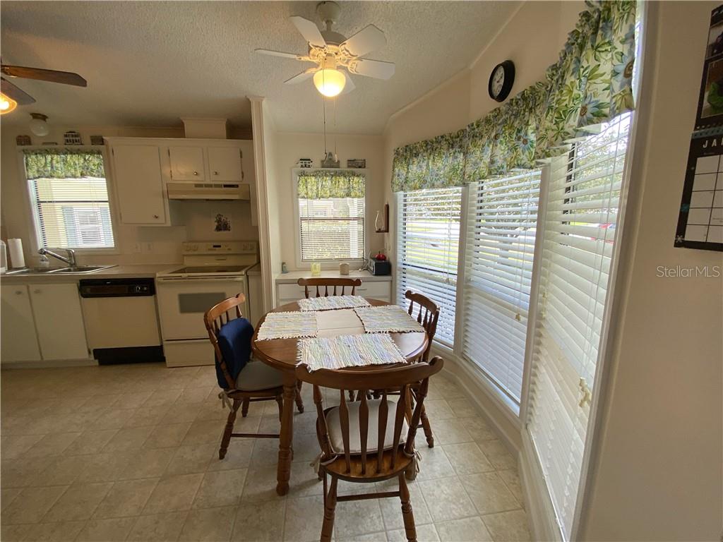 LOTS OF WINDOWS FOR A BRIGHT KITCHEN