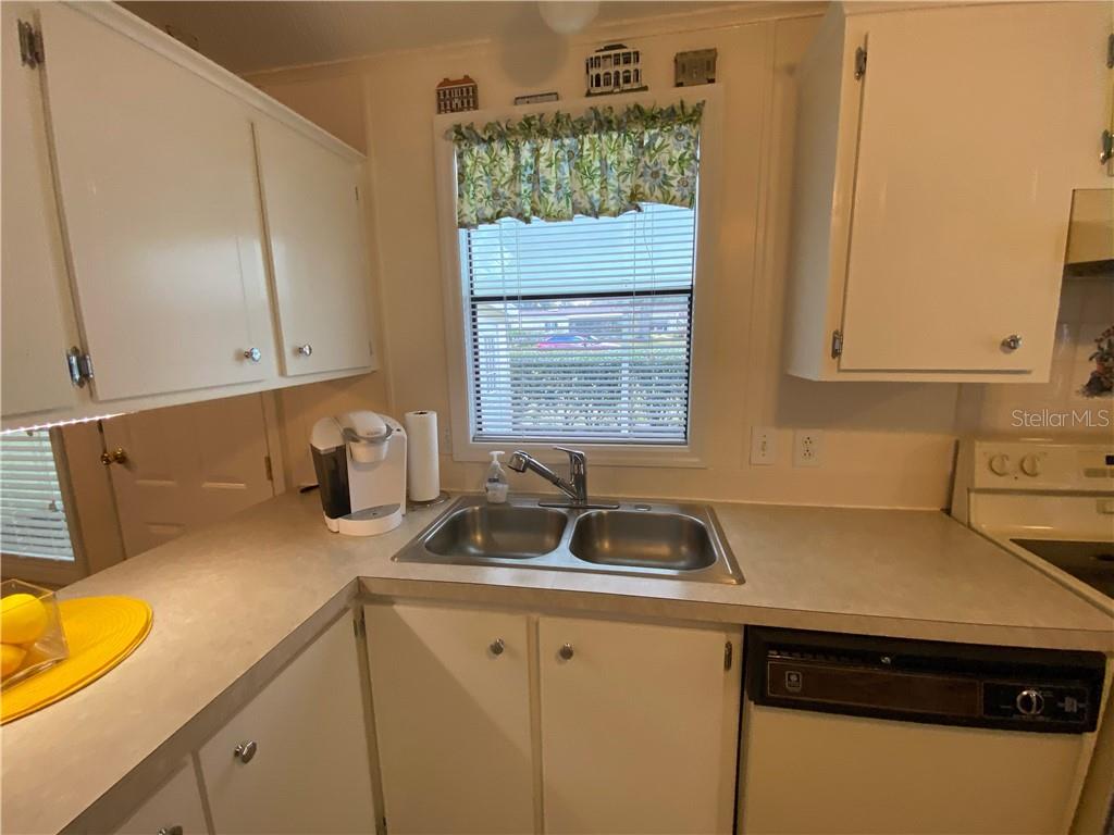 BRAND NEW KITCHEN FAUCET