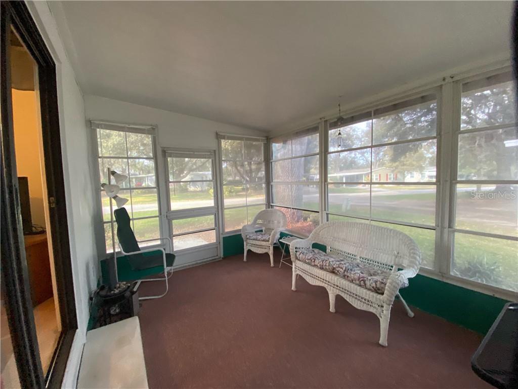 PRIVATE LANAI COMPLETE WITH WICKER FURNITURE