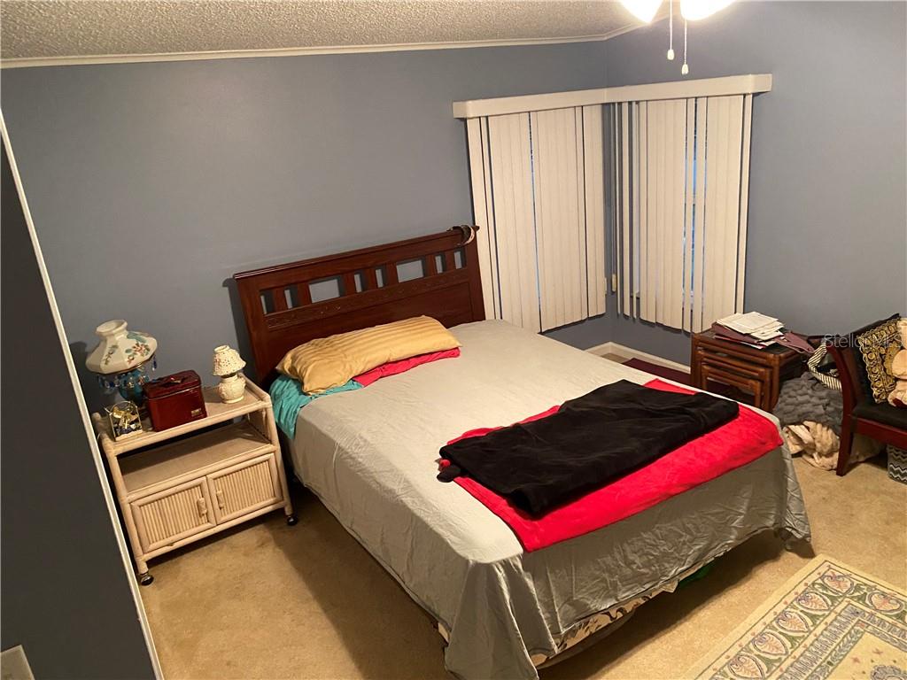 SECOND MASTER BEDROOM