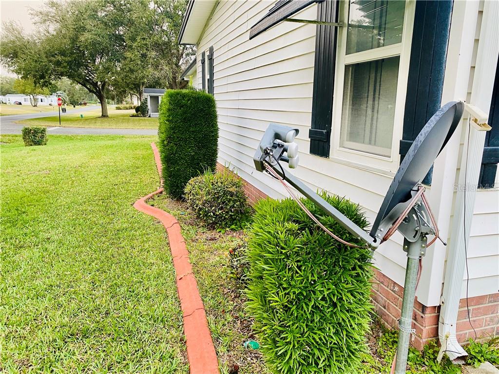 CURBING ALL AROUND THE HOUSE