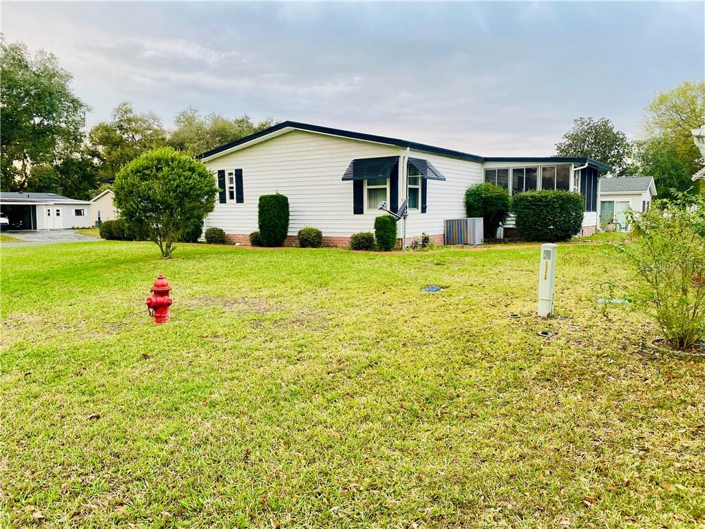 NO SIDE NEIGBORS ON CORNER LOT