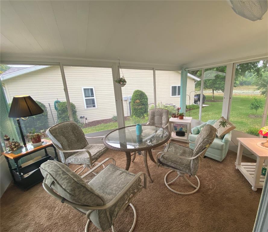COMFY CARPETING IN THE LANAI