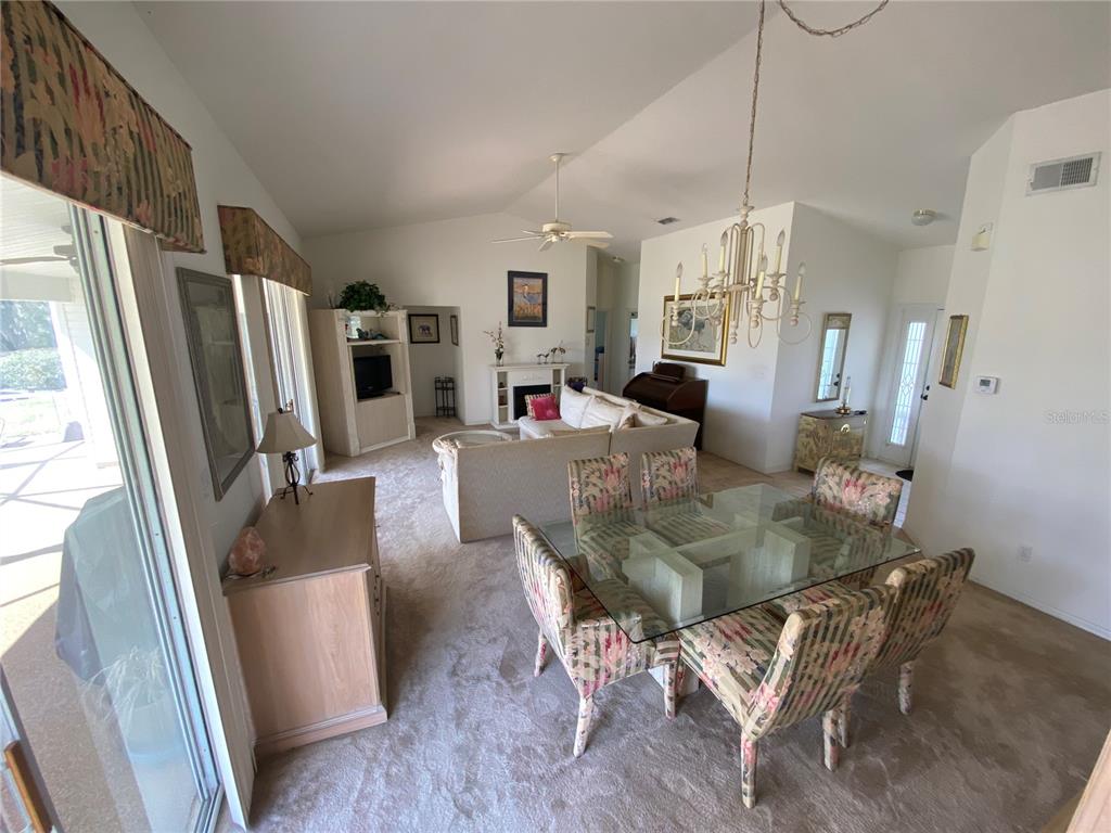 SPACIOUS DINING AND LIVING ROOM COMBO