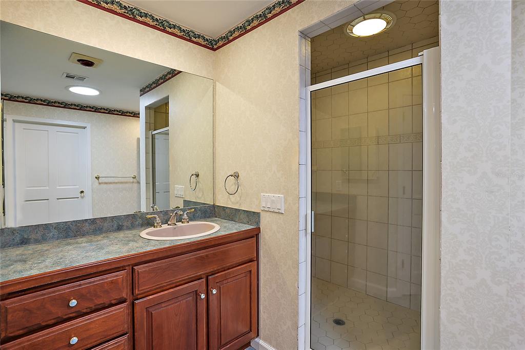 Master Bath 'His' Vanity