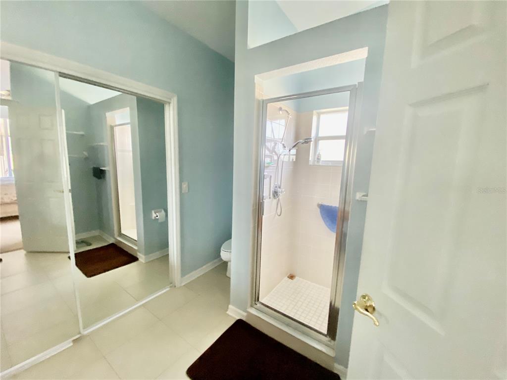 LARGE SHOWER IN MASTER BATH 