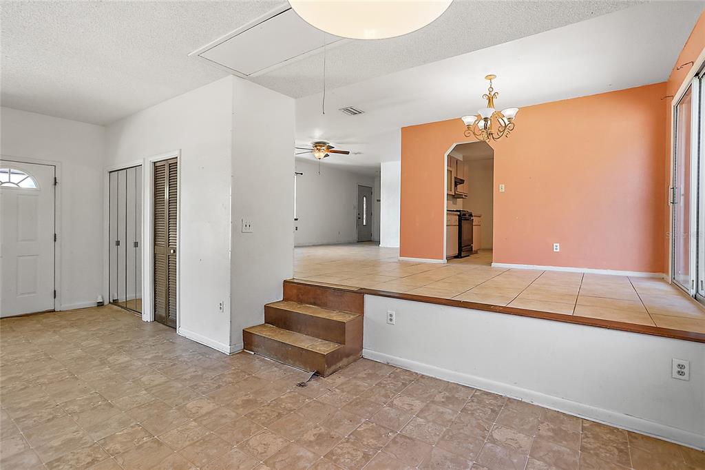 bonus room looking into dinette