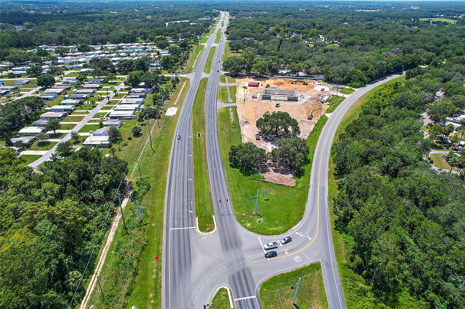 Facing south at the intersection of 33