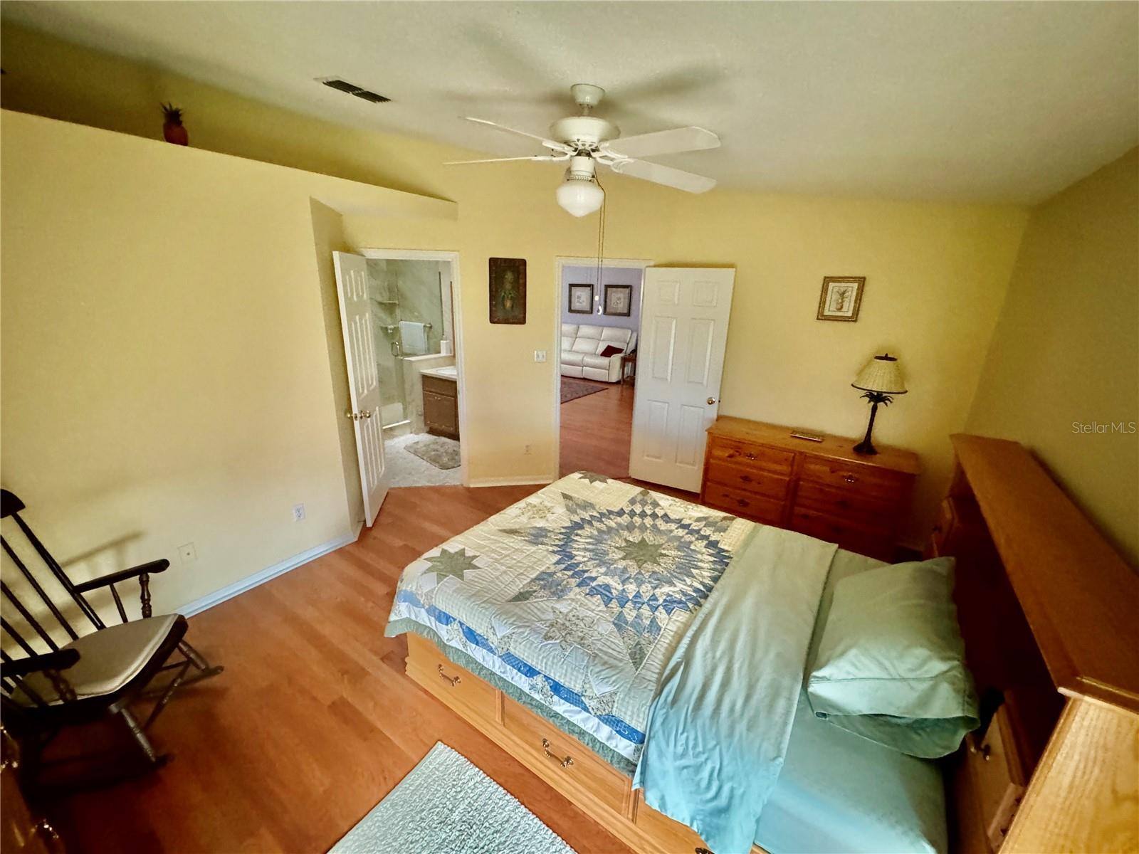 SPACIOUS PRIMARY BEDROOM