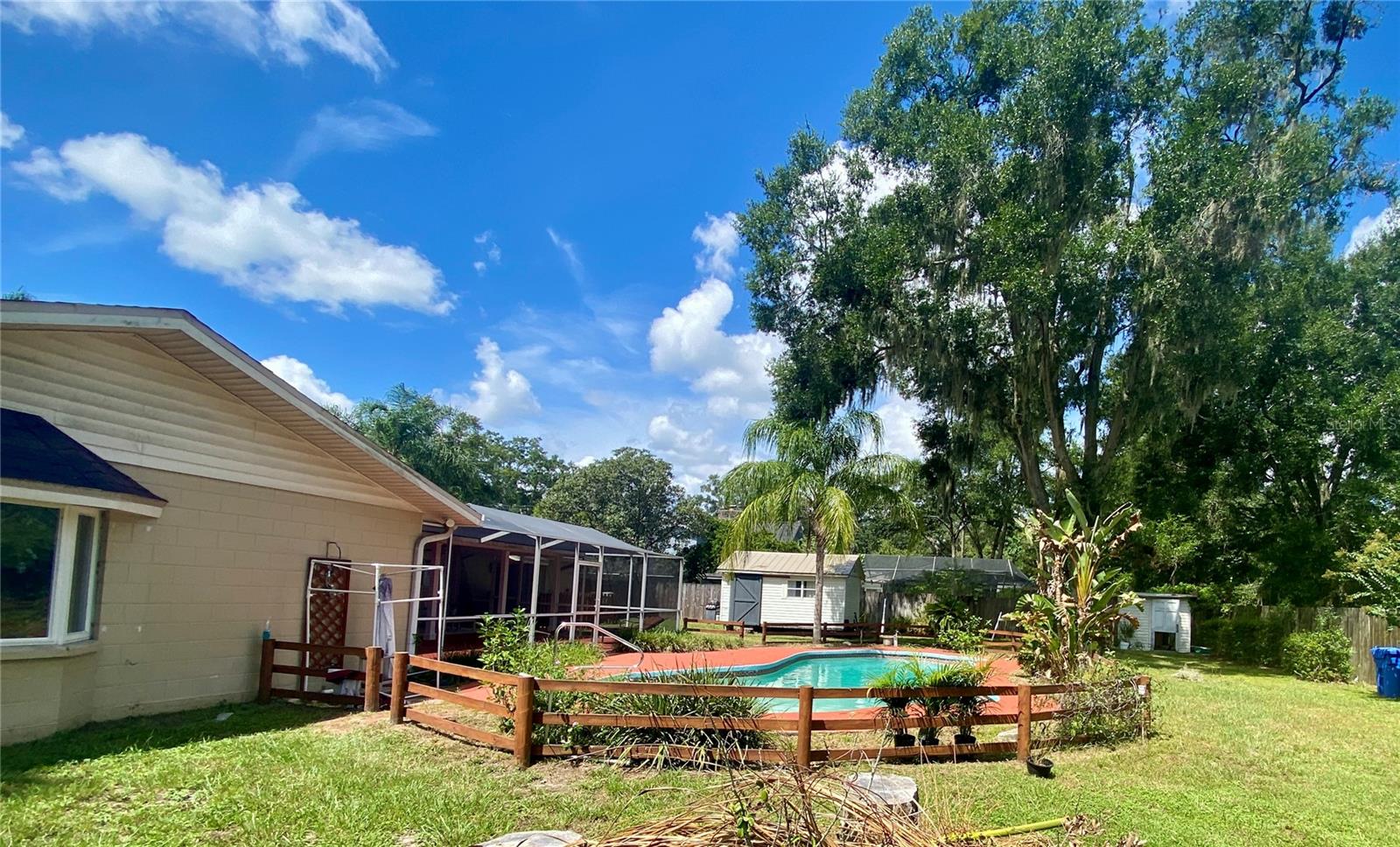 BACK YARD AREA VIEWS