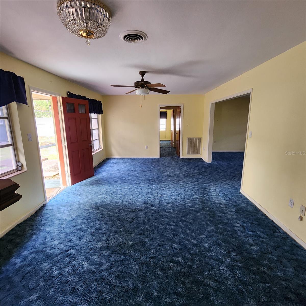 Dining & family room