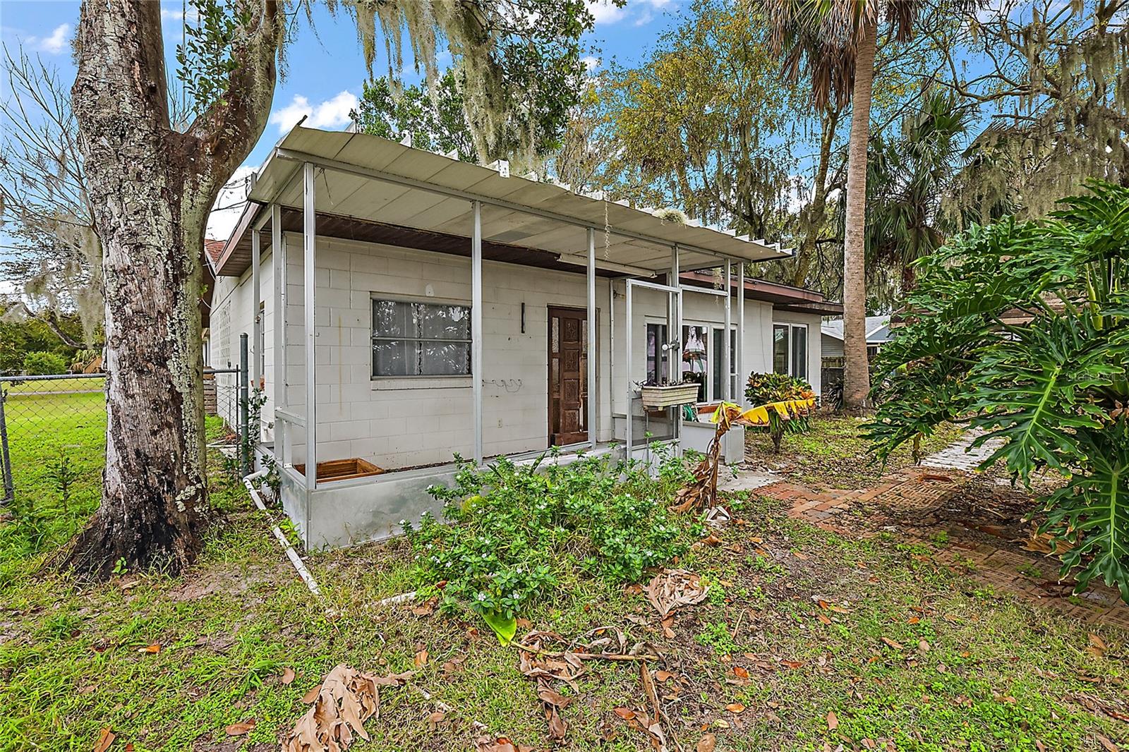 rear of home / porch