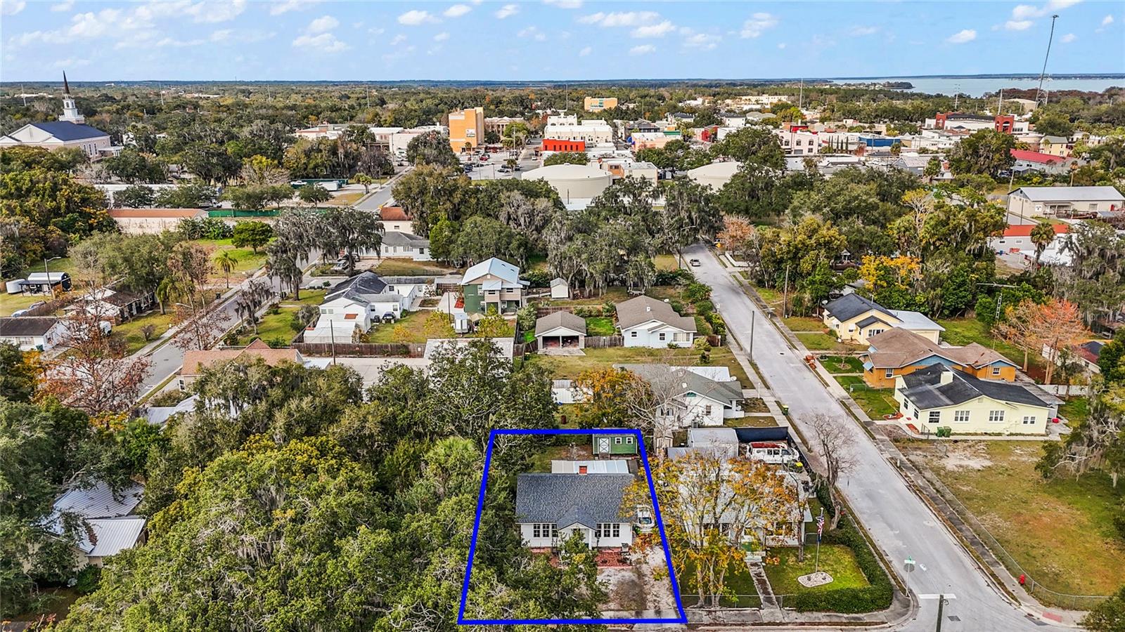 walking distance to Downtown Leesburg / Tennis Courts