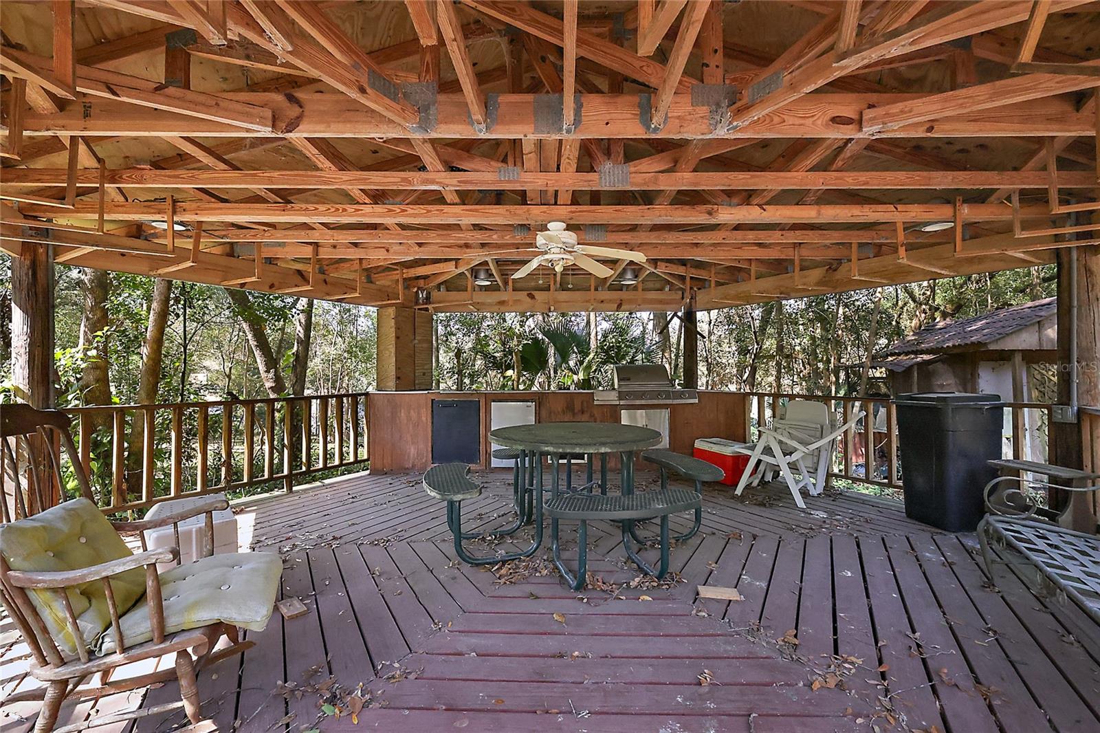Outdoor Kitchen / Gazebo