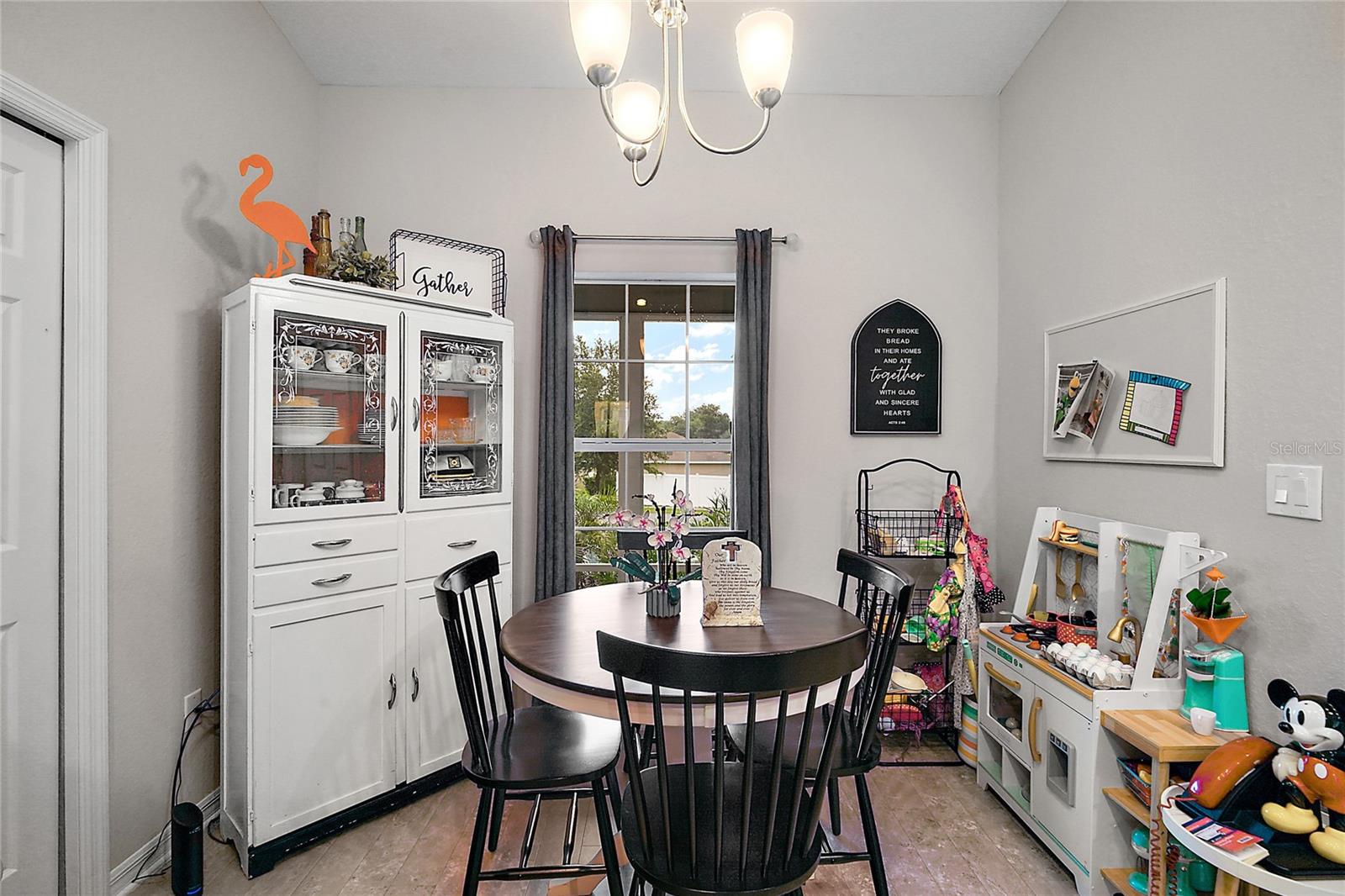 dinette with pantry
