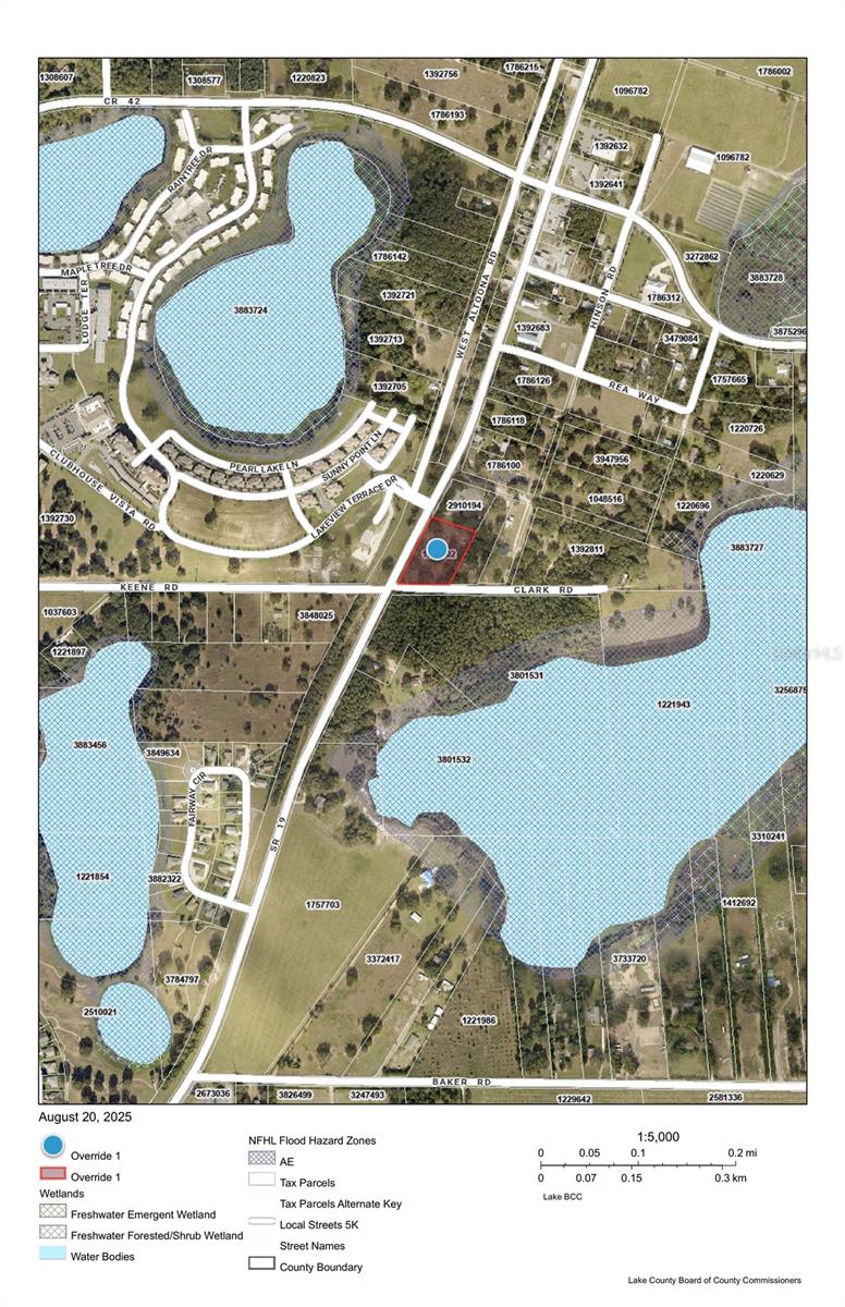 High and Dry.  free and clear of flood zones and wetlands