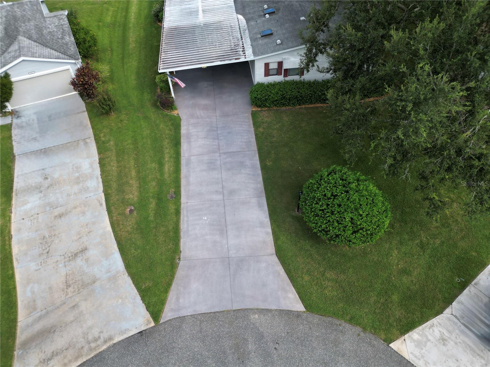 ON A CULDESAC