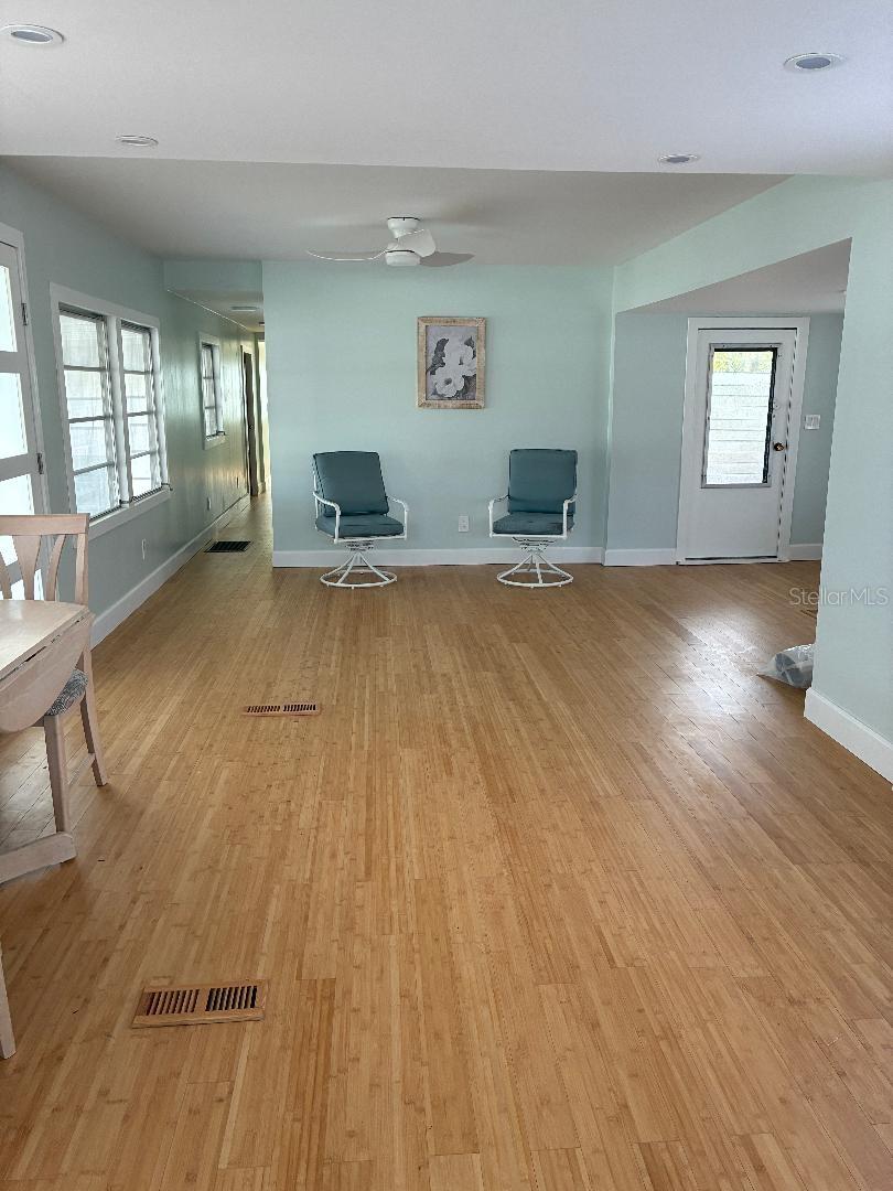 Living room with extension