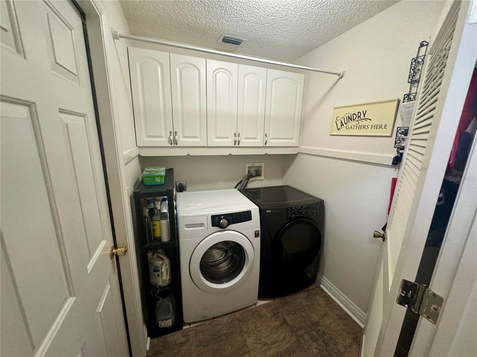INSIDE LAUNDRY