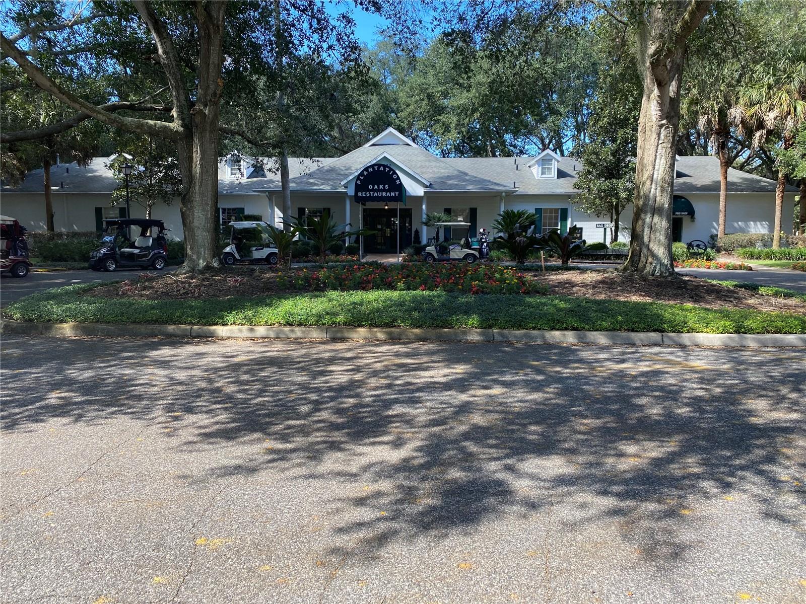 RESTAURANT AND PRO SHOP