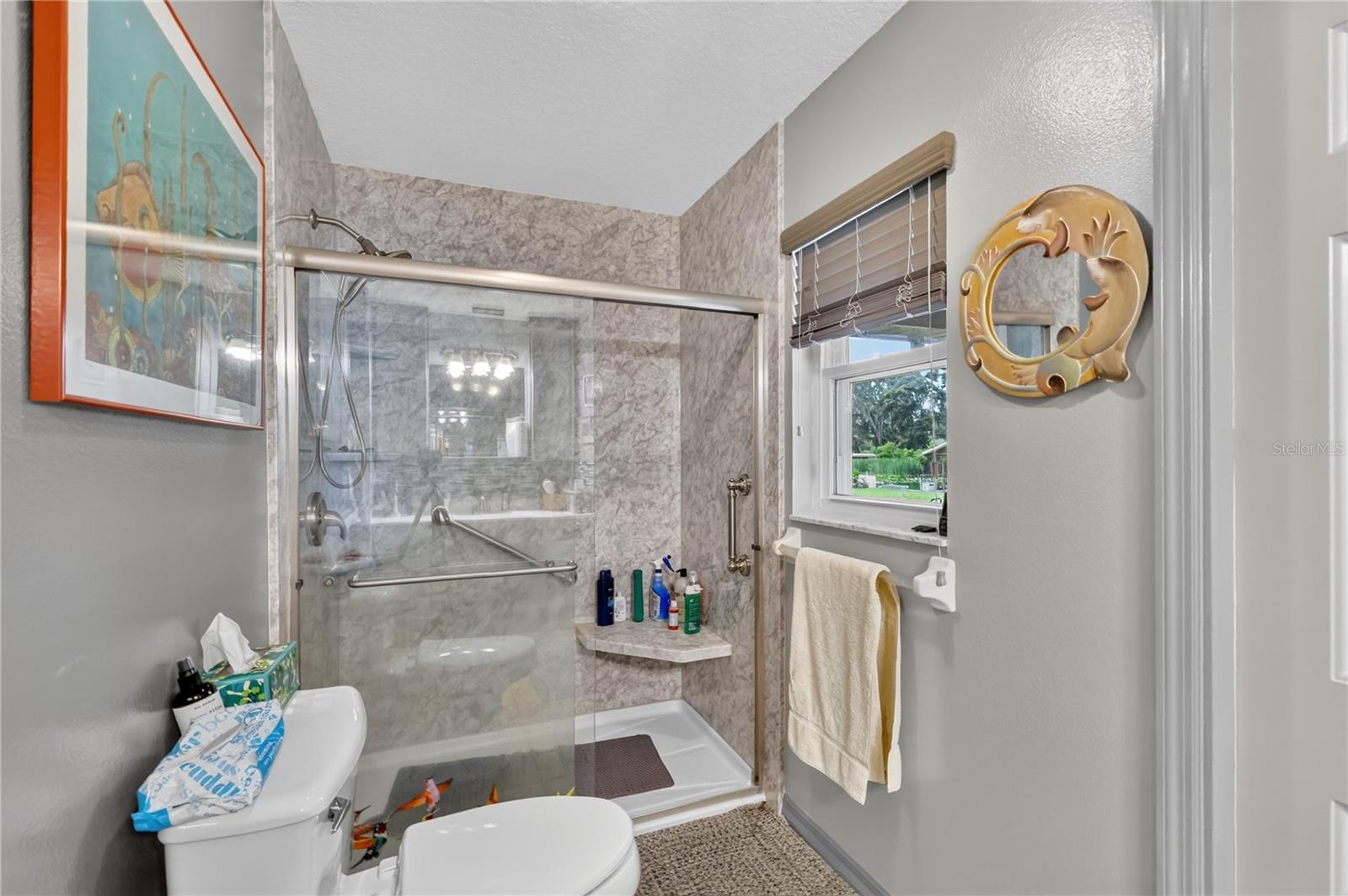 Primary Bath (opens to pool area)