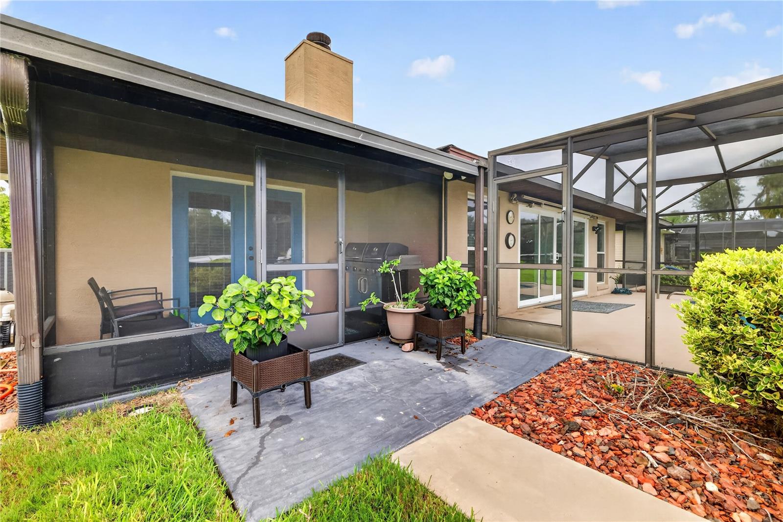 Separate / pirvate screen porch for office