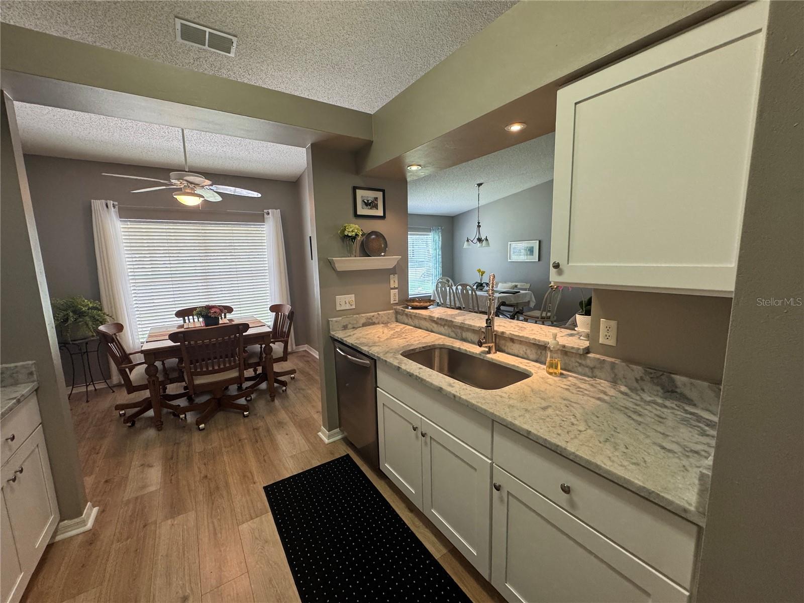 KITCHEN VIEWS