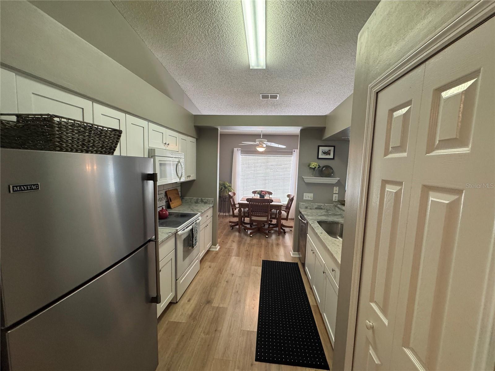 KITCHEN VIEWS